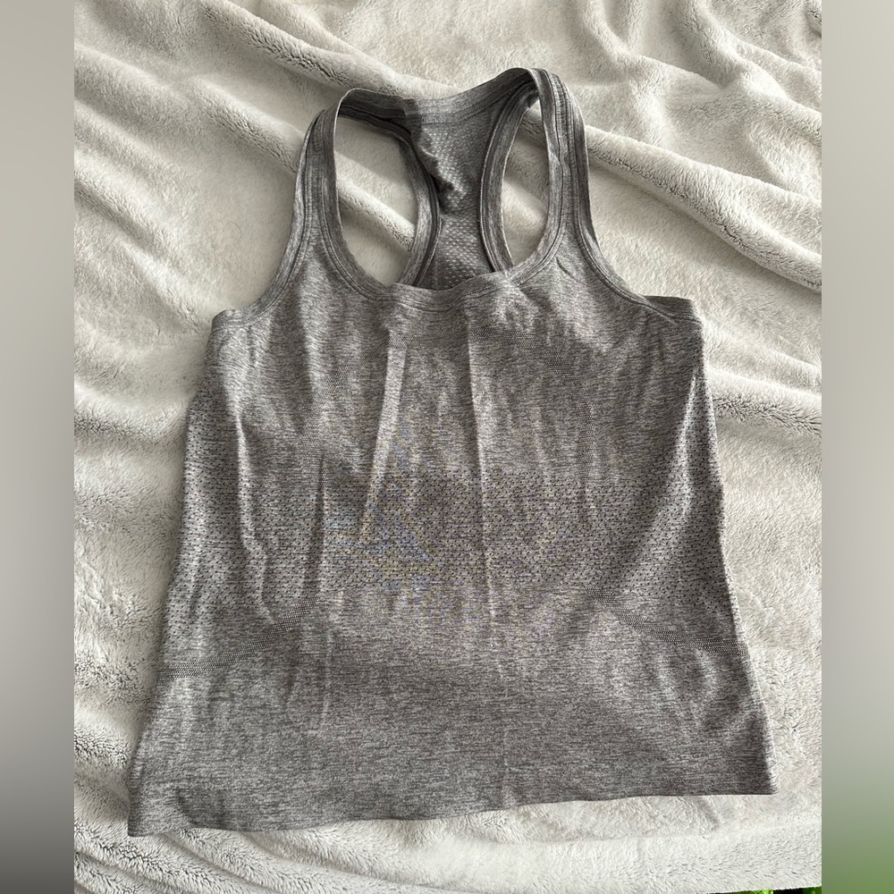 Lululemon cropped tank top